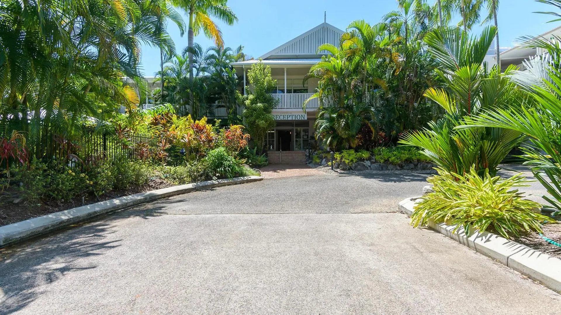 1 Bedroom Apartment Palm Villas #18 Port Douglas